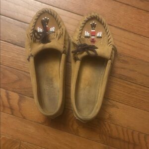 Minnetonka Tan Beaded Moccasins